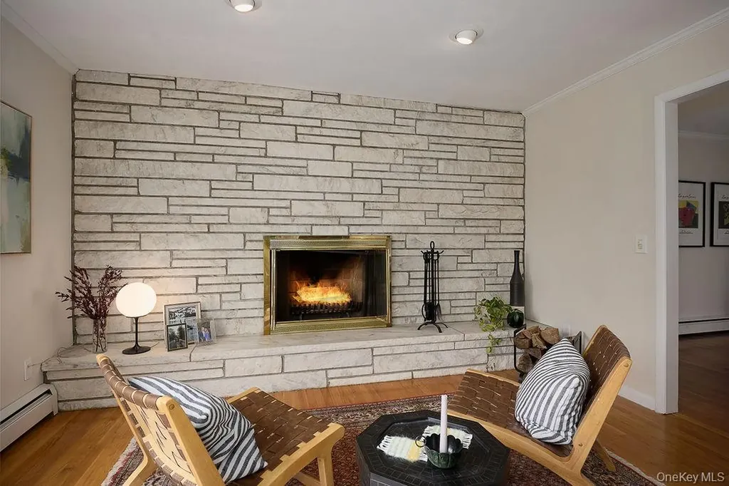 42 Thornwood Drive Poughkeepsie NY 12603