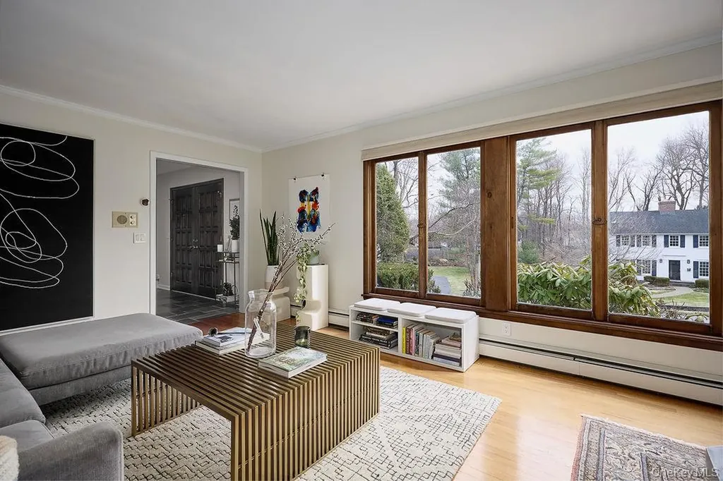 42 Thornwood Drive Poughkeepsie NY 12603