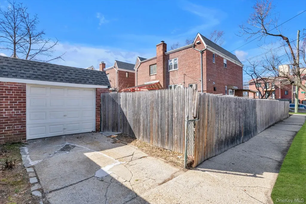 21410 35th Avenue Bayside NY 11361