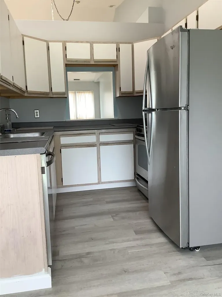825 Spring Lake Drive Middle Island NY 11953