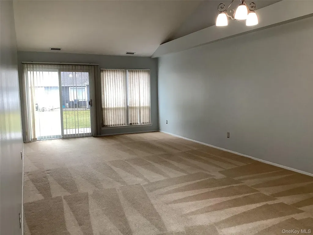825 Spring Lake Drive Middle Island NY 11953