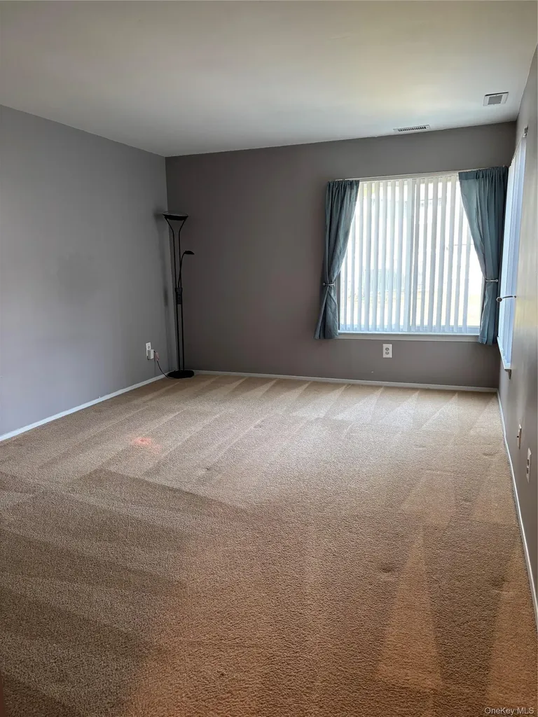 825 Spring Lake Drive Middle Island NY 11953