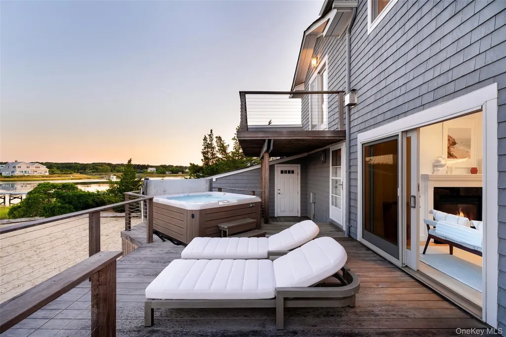 8 Landsend Lane Southampton NY 11968