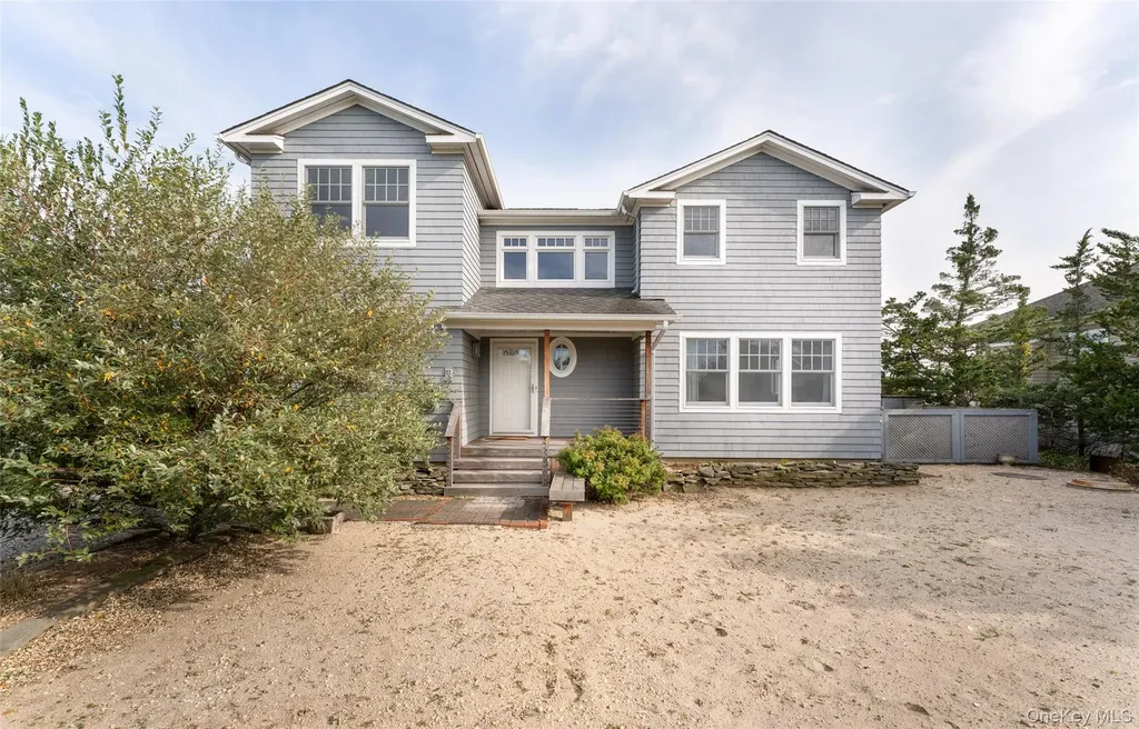 8 Landsend Lane Southampton NY 11968