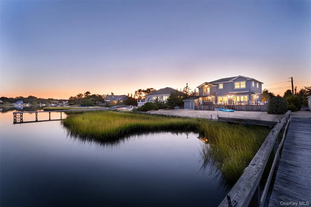 8 Landsend Lane Southampton NY 11968