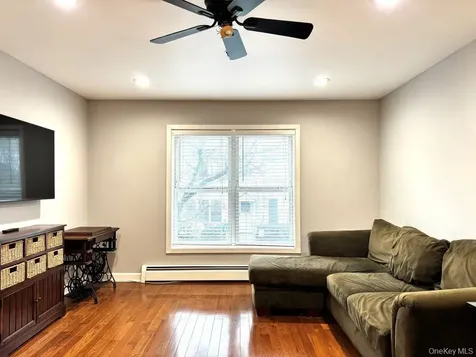 11 Livingston Manor Dobbs Ferry NY 10522