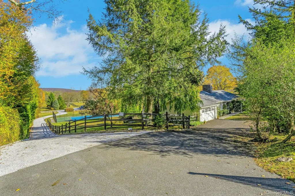 90 Cushman Patterson NY 12563