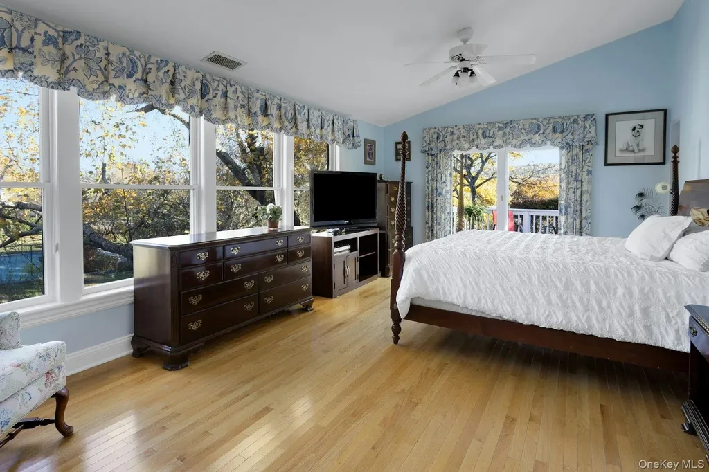 90 Cushman Patterson NY 12563