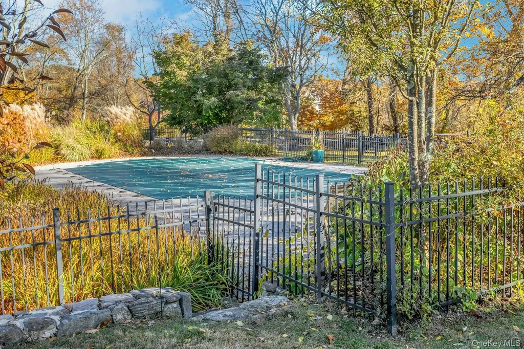 90 Cushman Patterson NY 12563