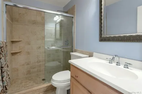 90 Cushman Patterson NY 12563