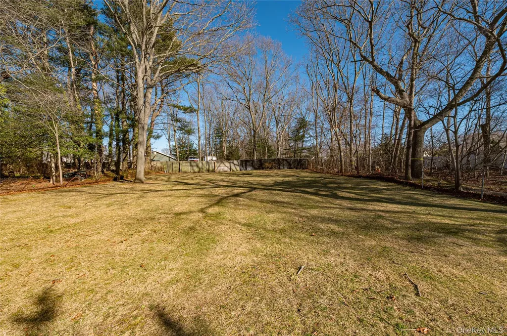 869 Udall Road West Islip NY 11795