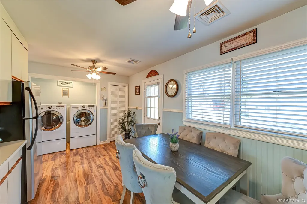 869 Udall Road West Islip NY 11795