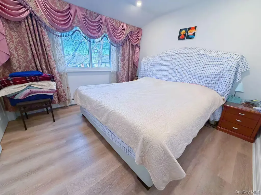 157-14 20th Road Whitestone NY 11357