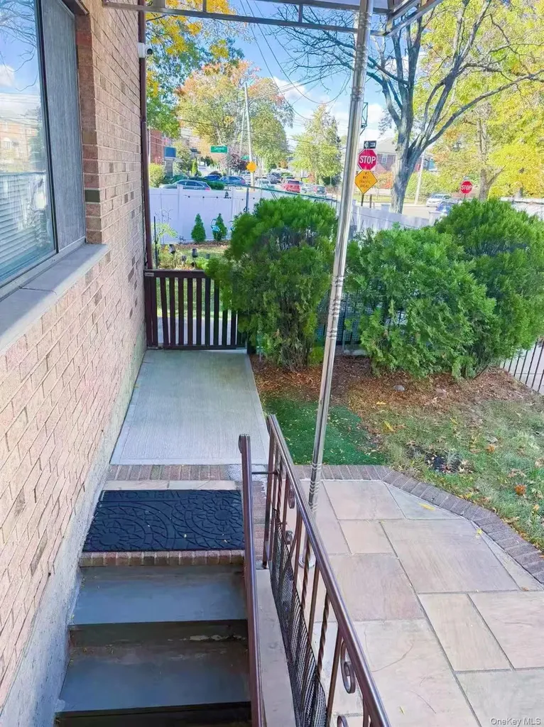 157-14 20th Road Whitestone NY 11357