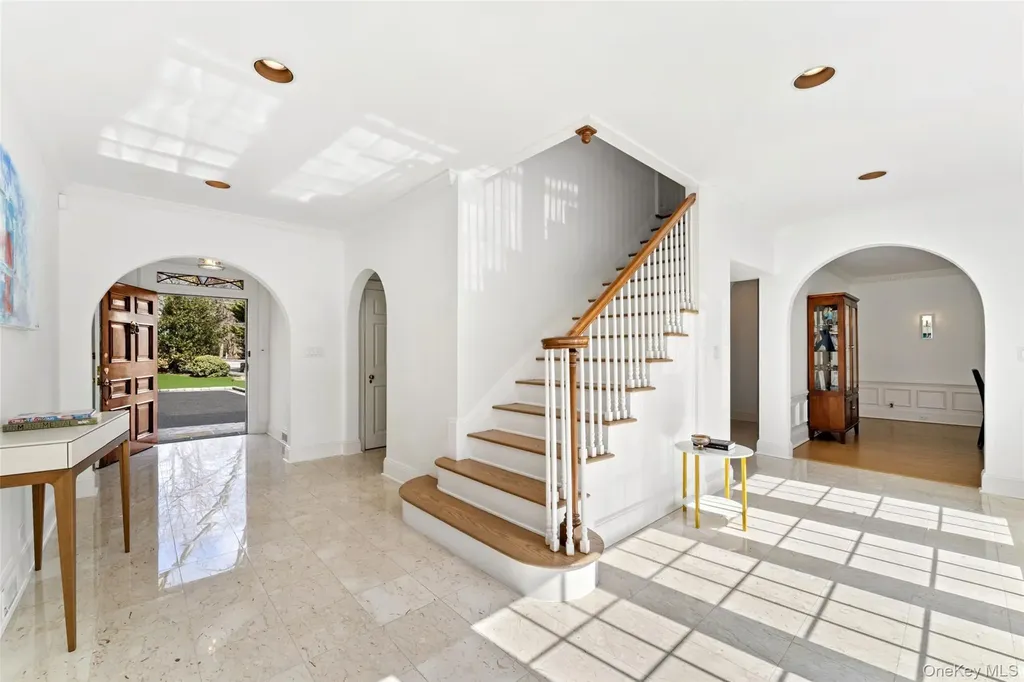 45 Griffen Avenue Scarsdale NY 10583