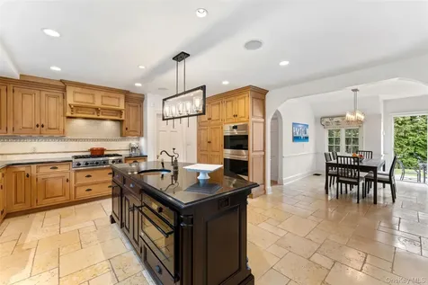 45 Griffen Avenue Scarsdale NY 10583