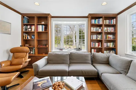 45 Griffen Avenue Scarsdale NY 10583