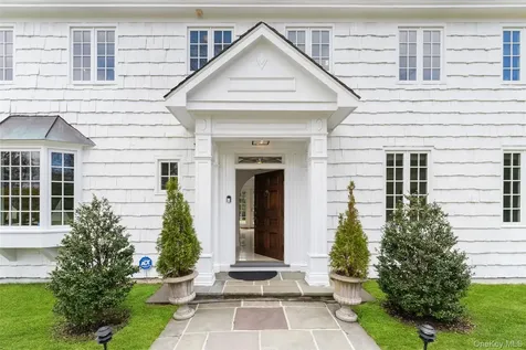 45 Griffen Avenue Scarsdale NY 10583