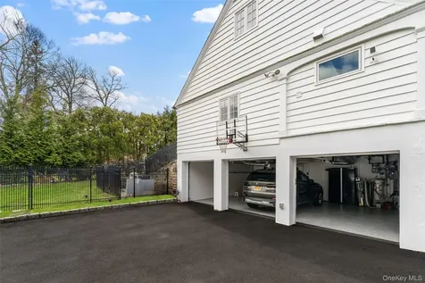 45 Griffen Avenue Scarsdale NY 10583