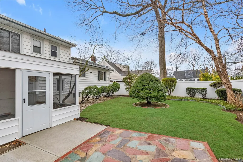 2263 Cameron Avenue Merrick NY 11566