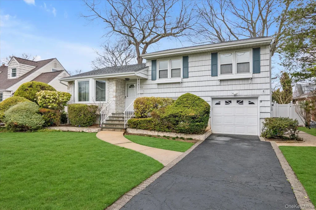 2263 Cameron Avenue Merrick NY 11566