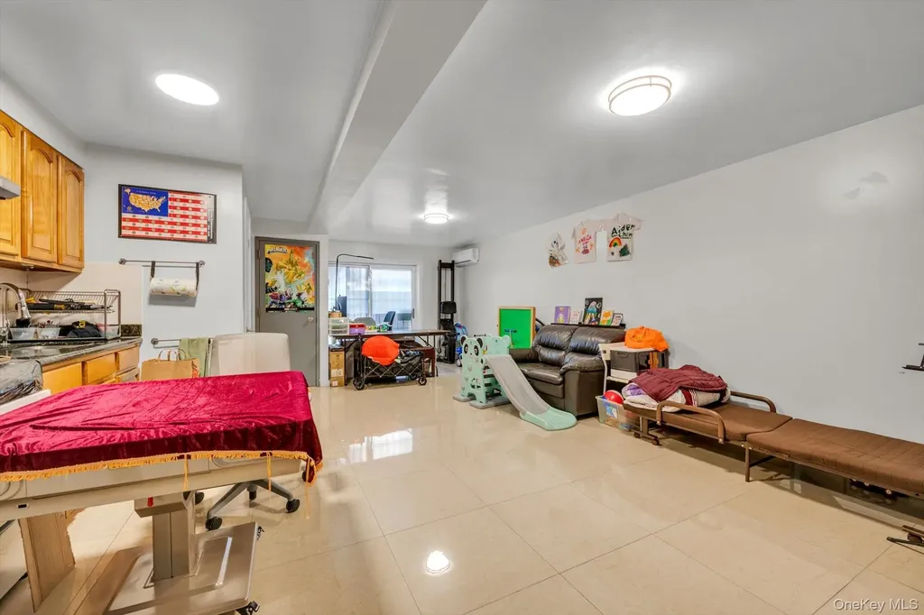 5033 68th Street Woodside NY 11377