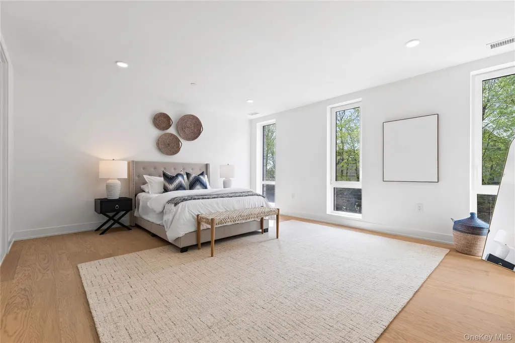 33 Calvert Street Harrison NY 10528