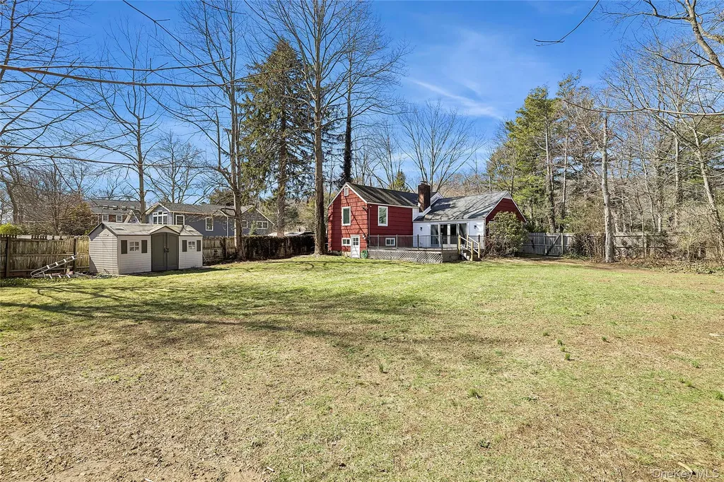 14 Suydam Drive Melville NY 11747