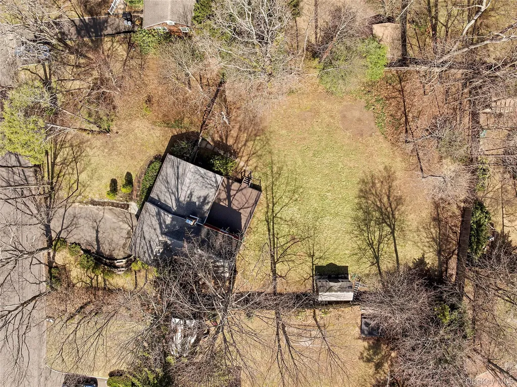 14 Suydam Drive Melville NY 11747
