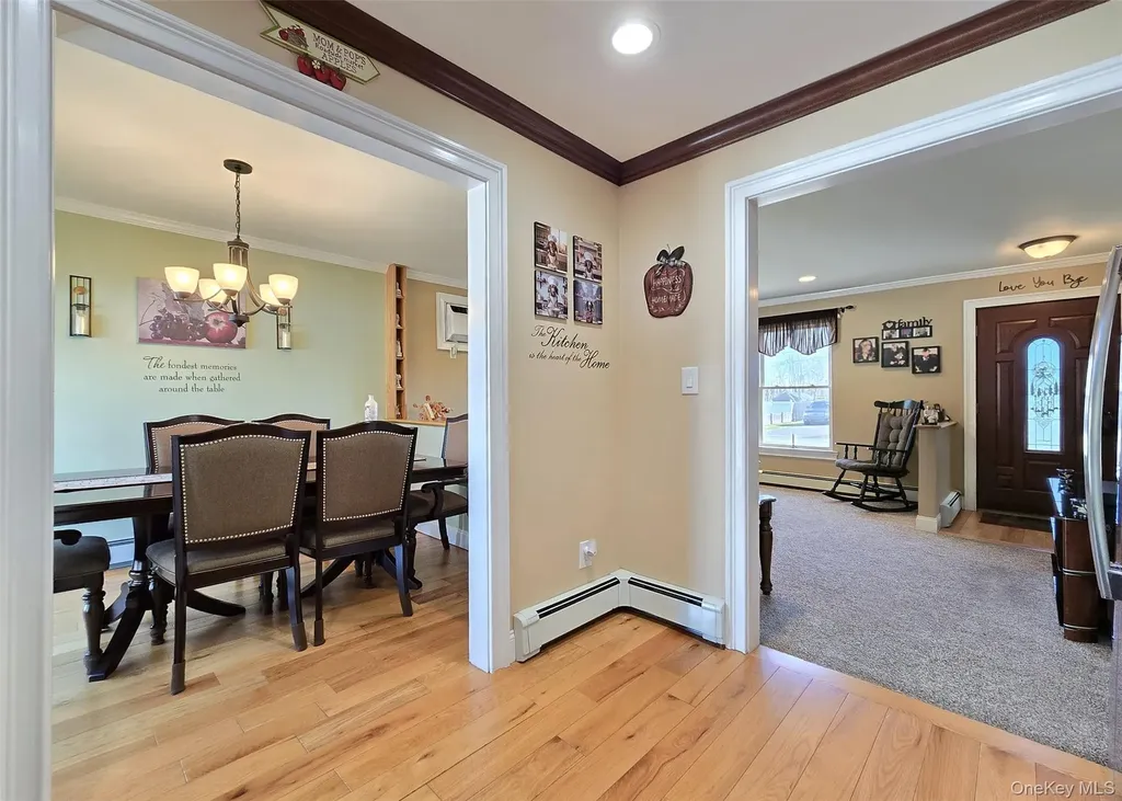 31 Stanley Drive Shirley NY 11967