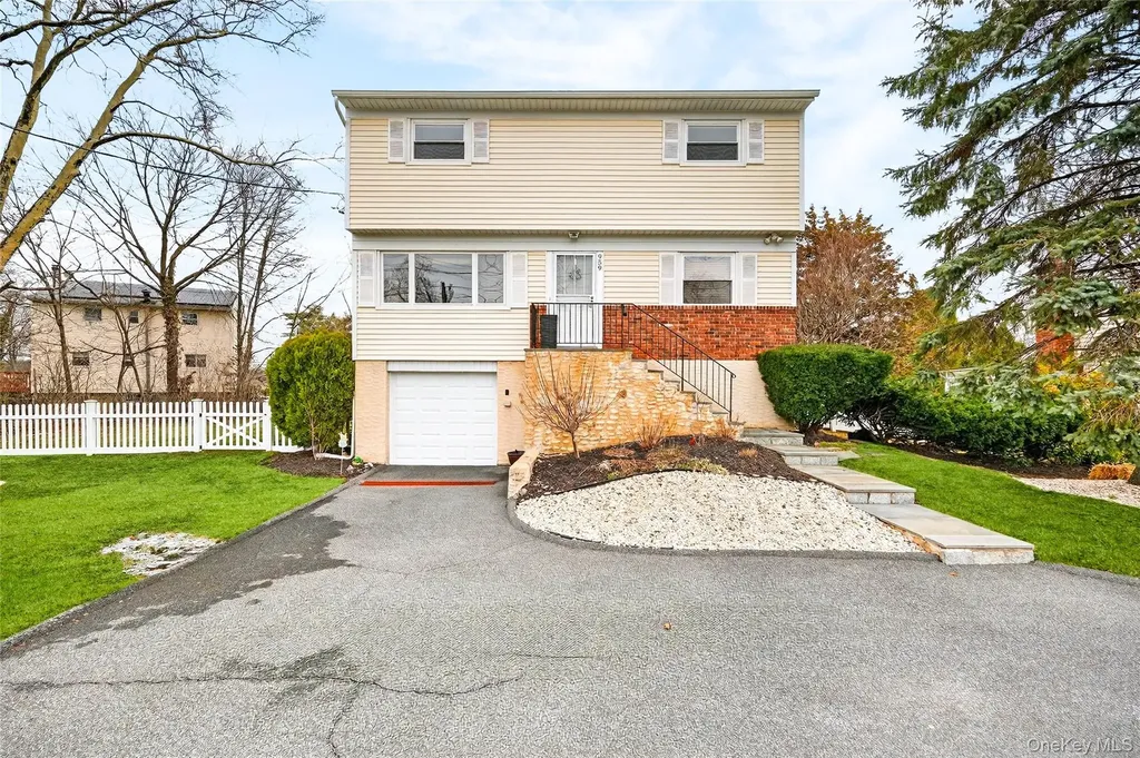 959 Hartsdale Road White Plains NY 10607