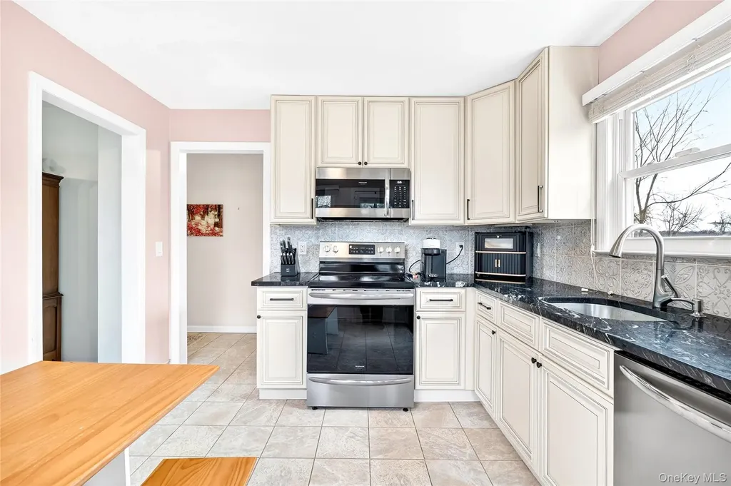 959 Hartsdale Road White Plains NY 10607