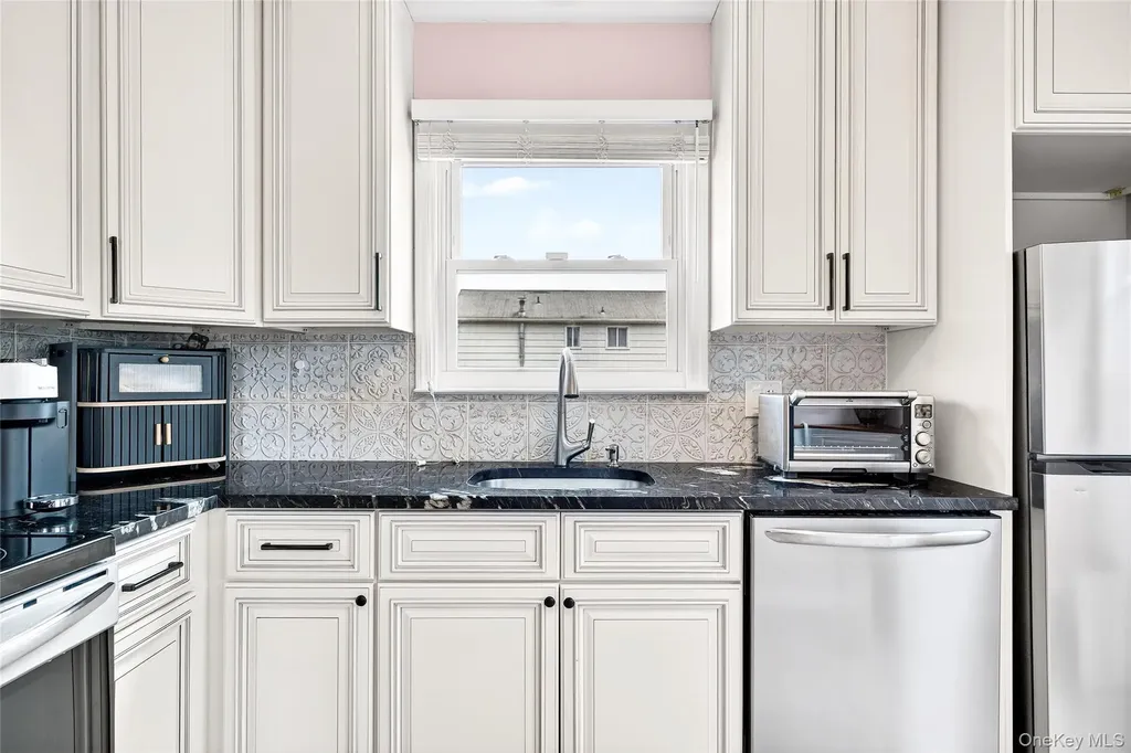 959 Hartsdale Road White Plains NY 10607