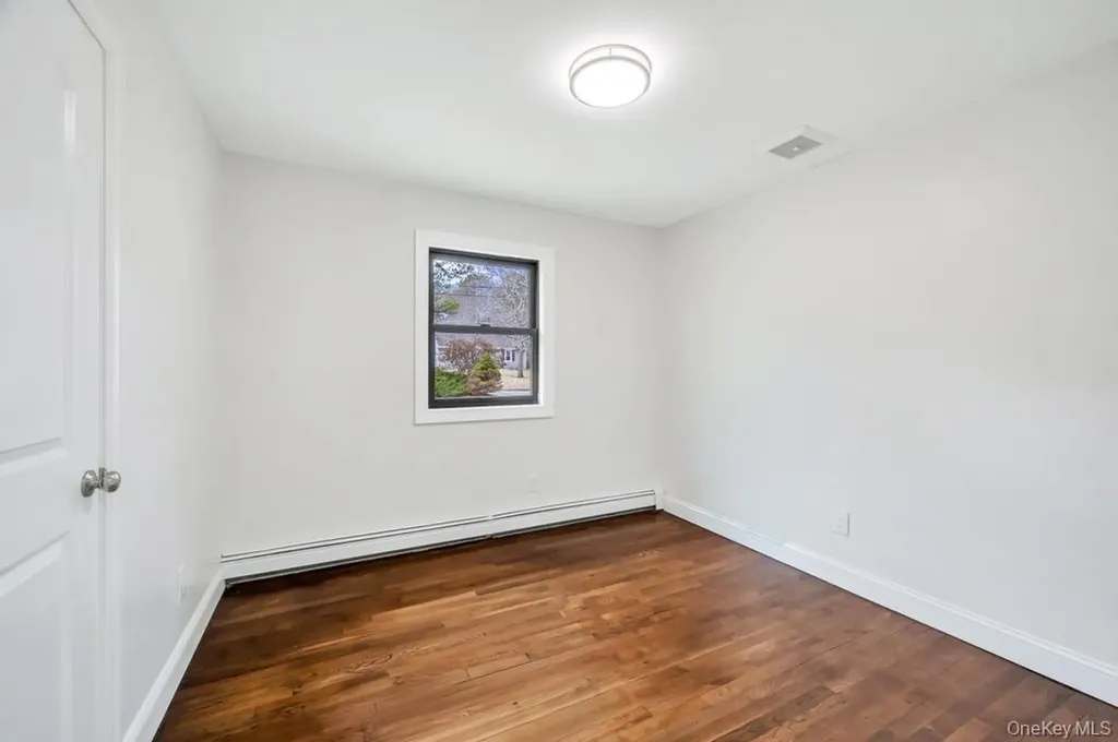 350 Brookhaven Avenue Riverhead NY 11901