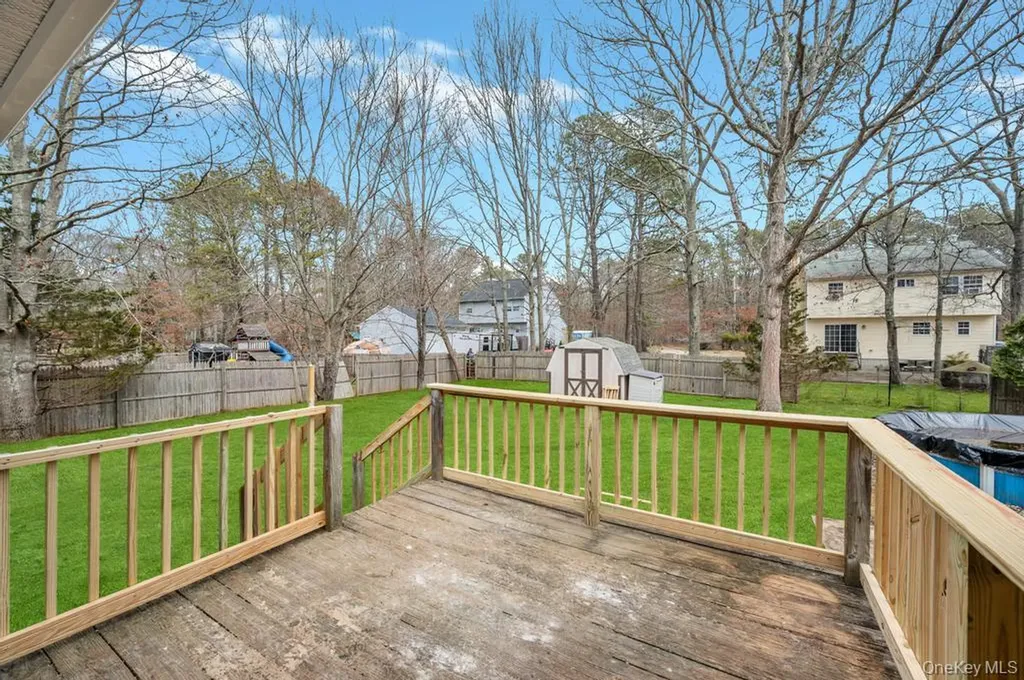 350 Brookhaven Avenue Riverhead NY 11901