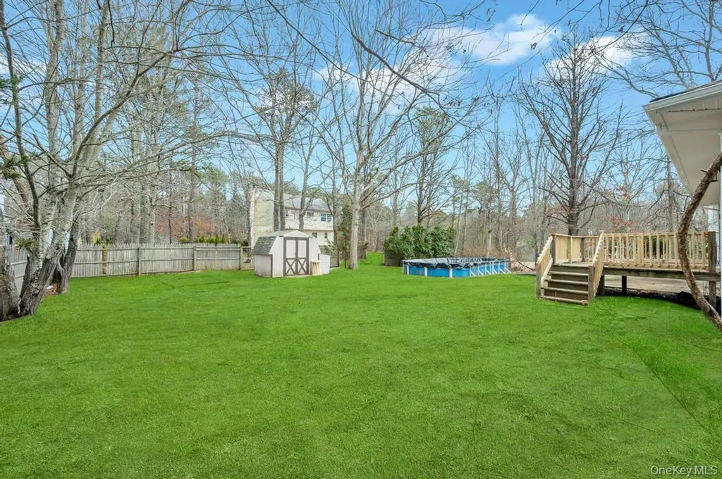 350 Brookhaven Avenue Riverhead NY 11901