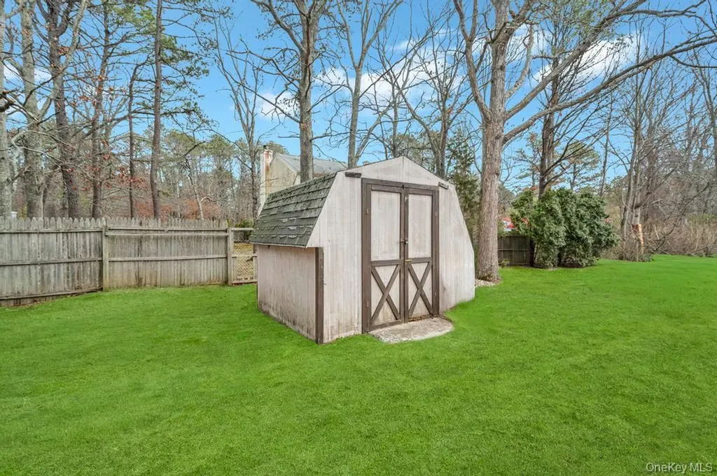 350 Brookhaven Avenue Riverhead NY 11901