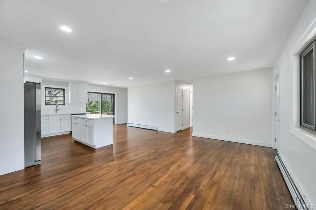 350 Brookhaven Avenue Riverhead NY 11901