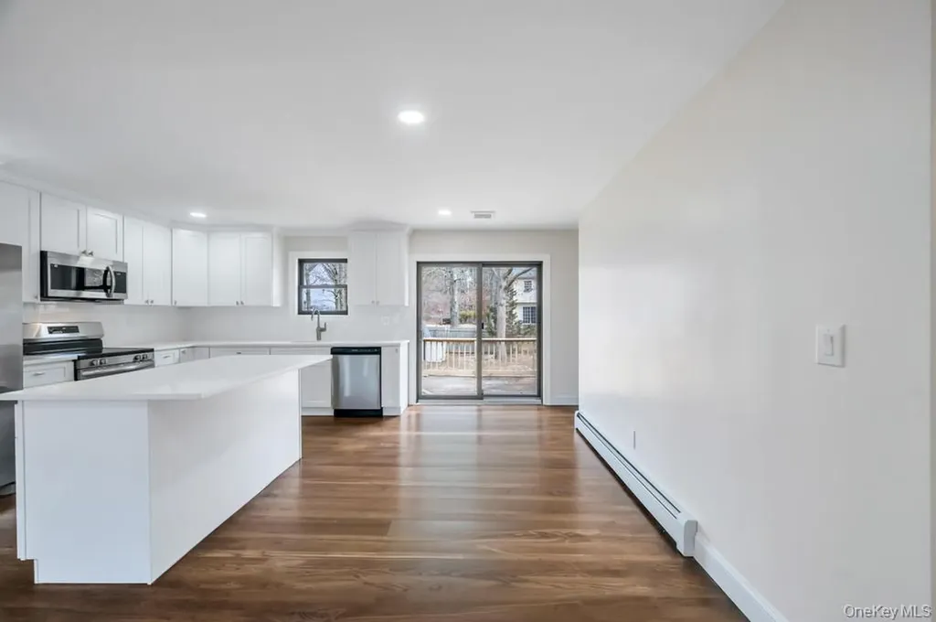 350 Brookhaven Avenue Riverhead NY 11901