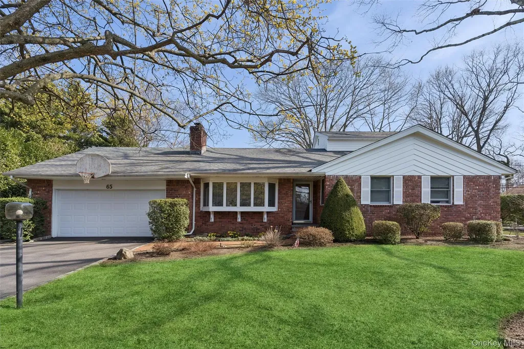 65 Drohan Street Huntington NY 11743