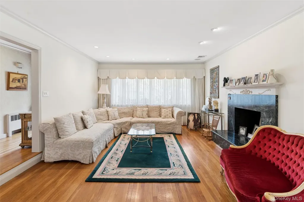 65 Drohan Street Huntington NY 11743
