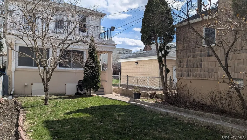 116 Gavin Street Yonkers NY 10701