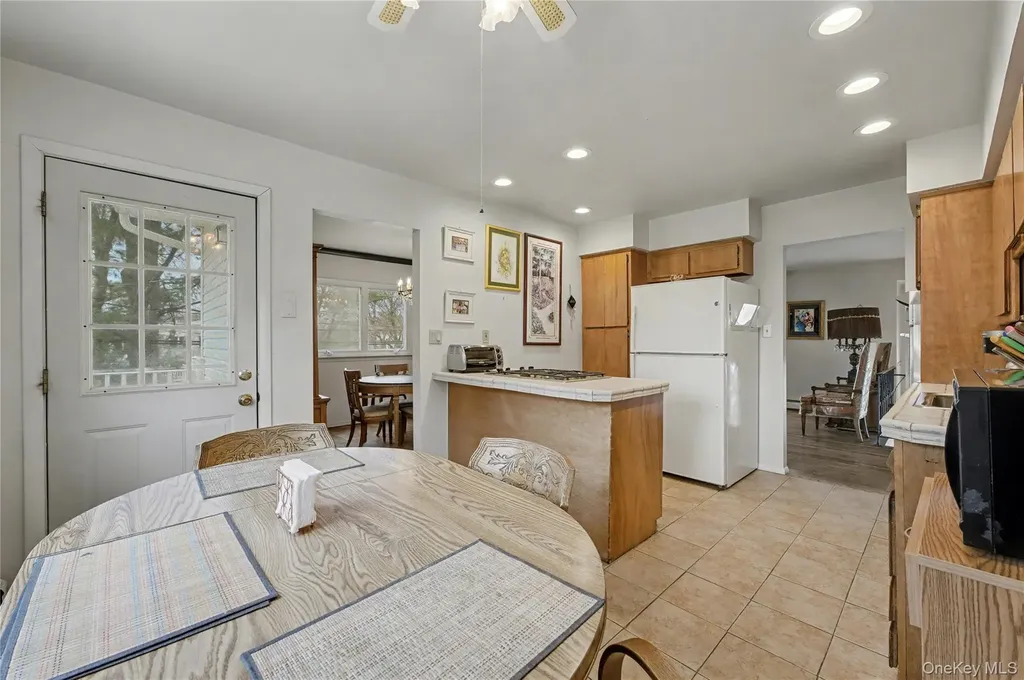 4 Bethal Lane Commack NY 11725