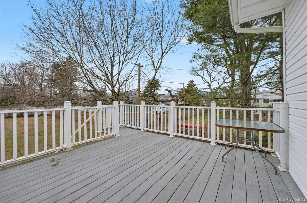4 Bethal Lane Commack NY 11725