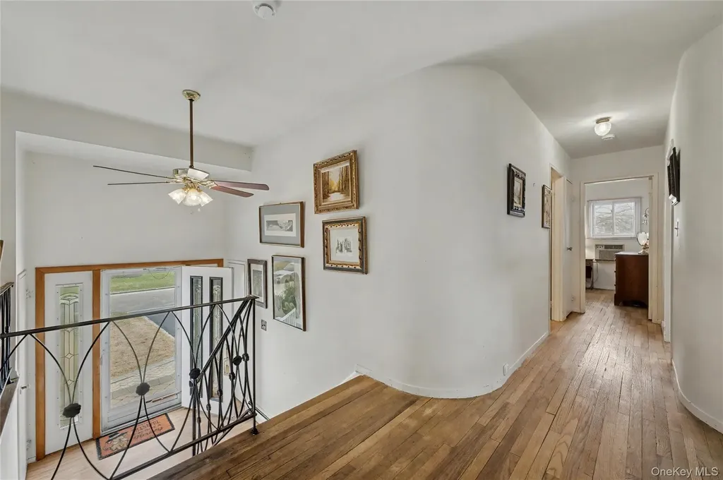 4 Bethal Lane Commack NY 11725