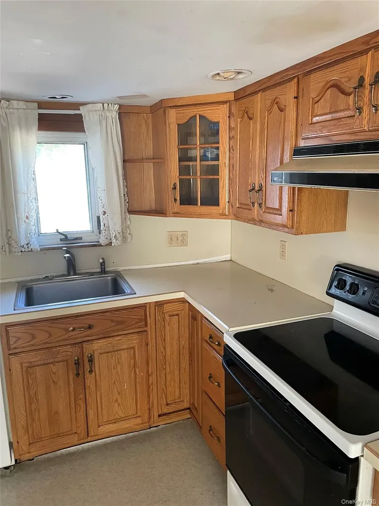 67 Bethlehem Road New Windsor NY 12553