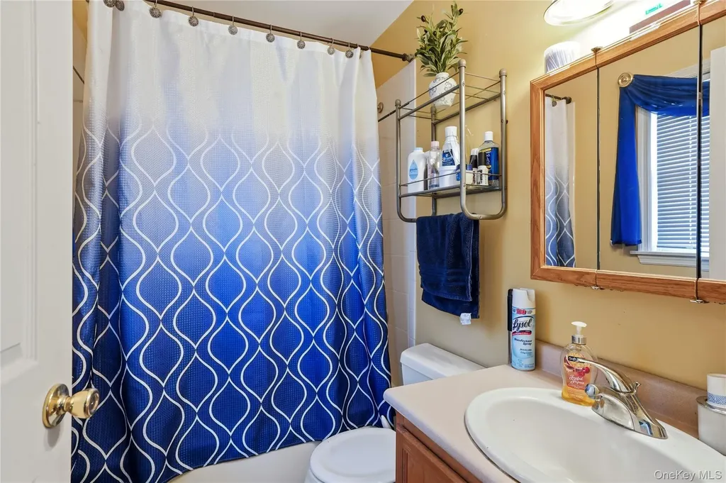 6A Carrie Lane Nanuet NY 10954