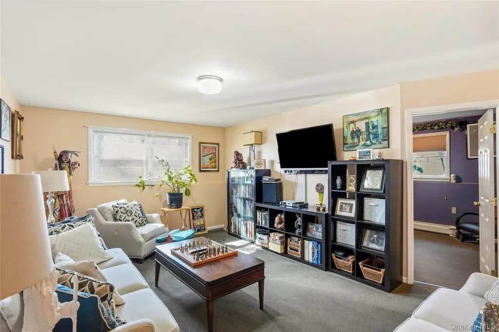 6A Carrie Lane Nanuet NY 10954