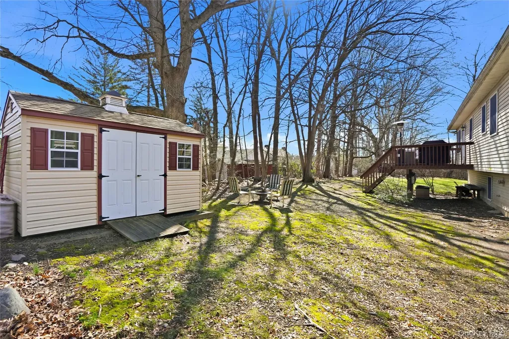 6A Carrie Lane Nanuet NY 10954