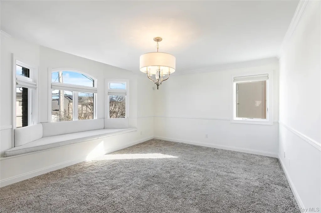2904 Riverside Drive Wantagh NY 11793